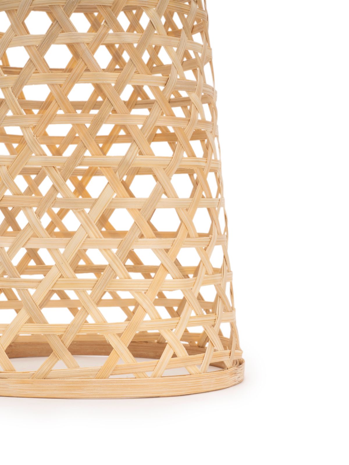 Velune Handcrafted Bamboo Lamp