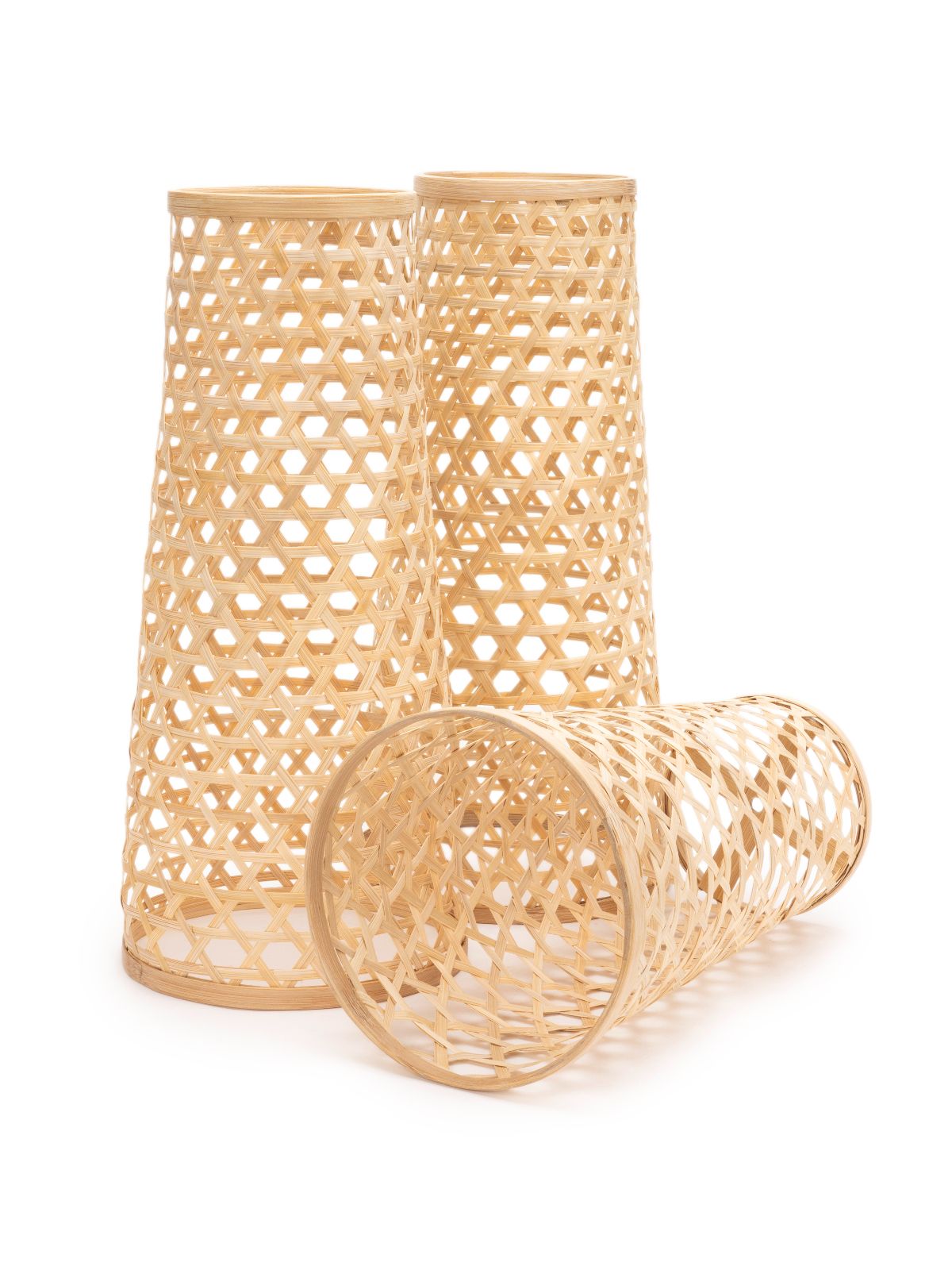 Velune Handcrafted Bamboo Lamp