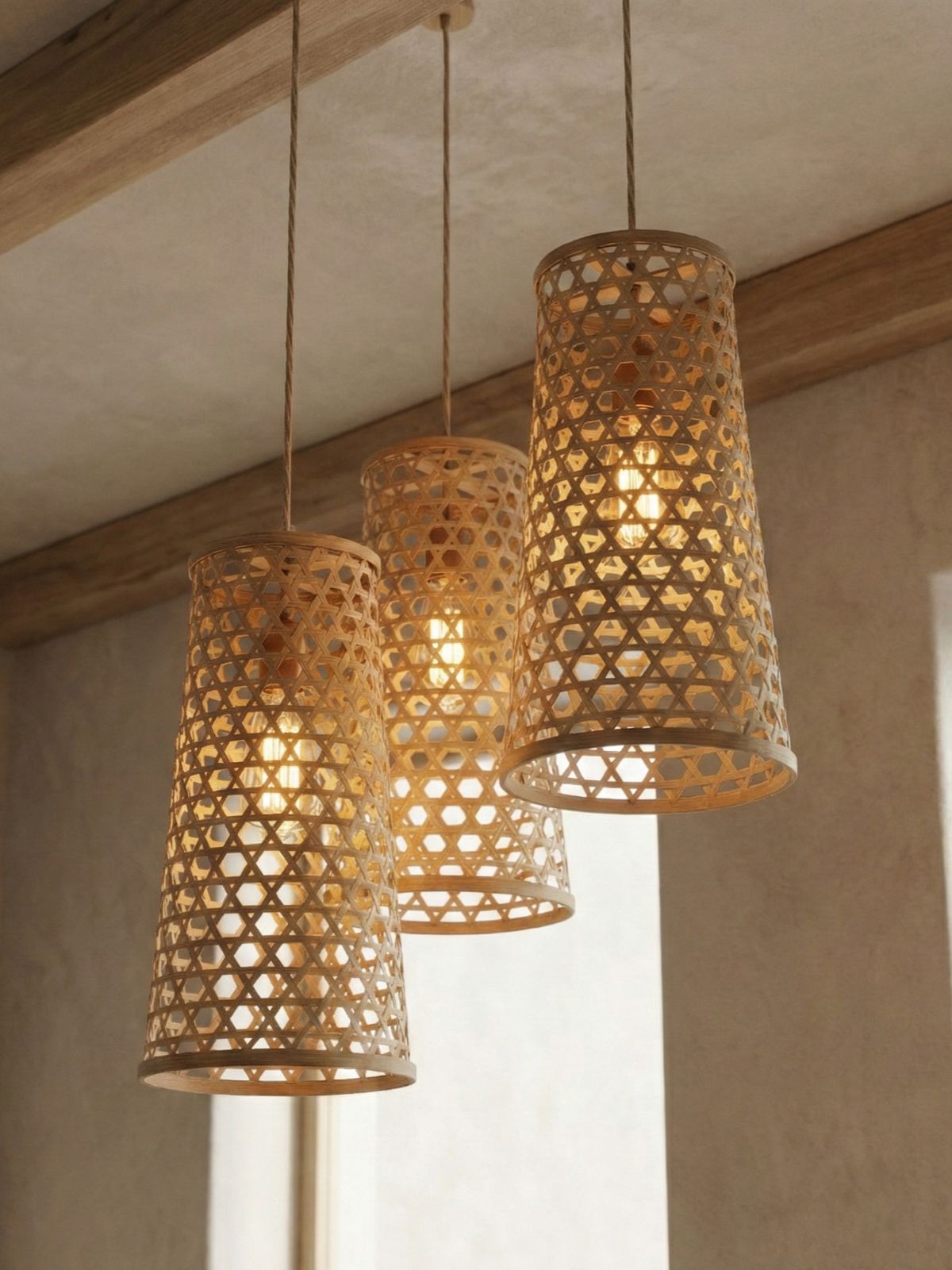 Velune Handcrafted Bamboo Lamp - Greenkraft